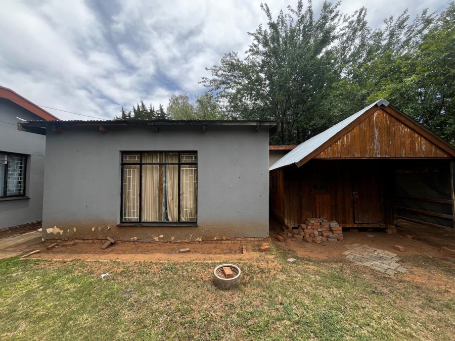 10 Bedroom Property for Sale in Brandwag Free State